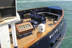 daldys-bow-new-work